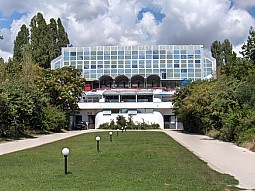 Делфинариум, Варна