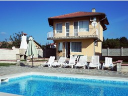 Family vacation in villa in Albena